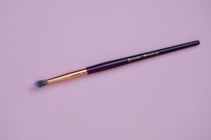 8t Cream Eyeshadow Brush | Soroka Makeup