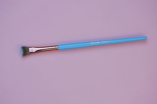 angled-concealer-brush-soroka-9s.jpg