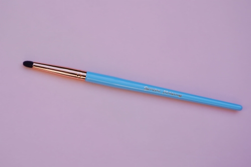 round-eyeshadow-blending-brush-soroka-7k.jpg