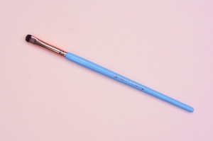 MI Precision Eye & Lip Brush | Soroka Makeup